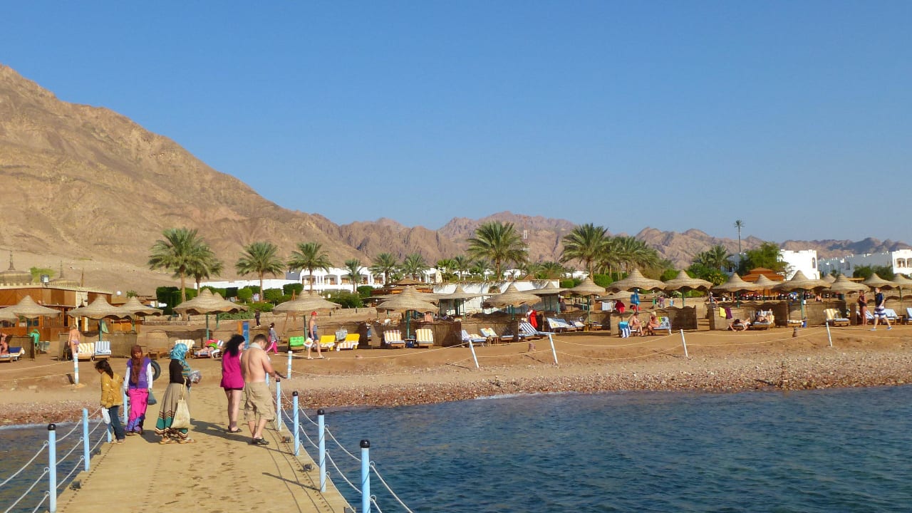 Auf dem Steg Happy Life Village