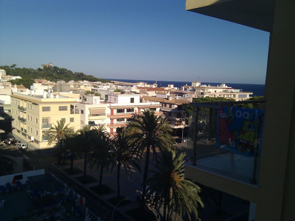 Rechts Hotel Bella Mar