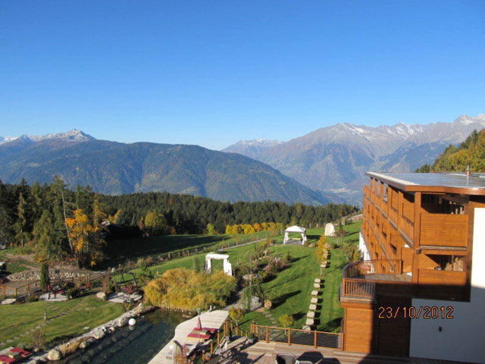Blick vom Balkon Hotel Chalet Mirabell