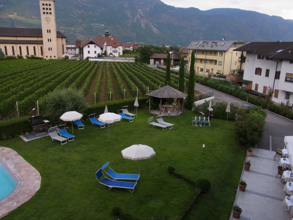 Blick nach rechts Hotel Schwarzschmied