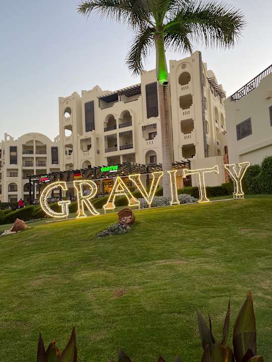 Gartenanlage Gravity Hotel & Aquapark Sahl Hasheesh