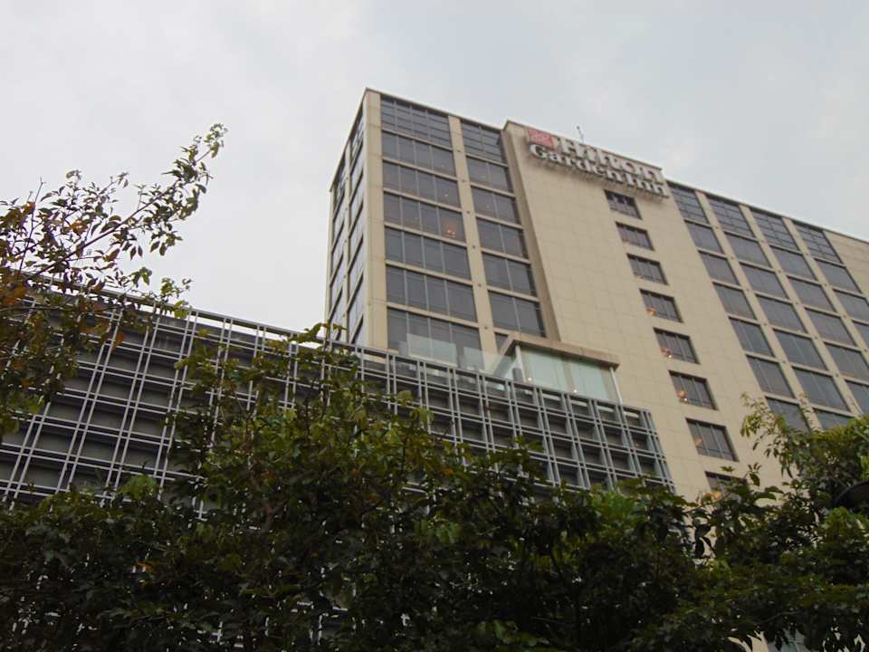 Außenansicht Hilton Garden Inn Jakarta Taman Palem