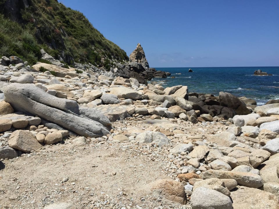 Steinstrand Infinity Resort Tropea