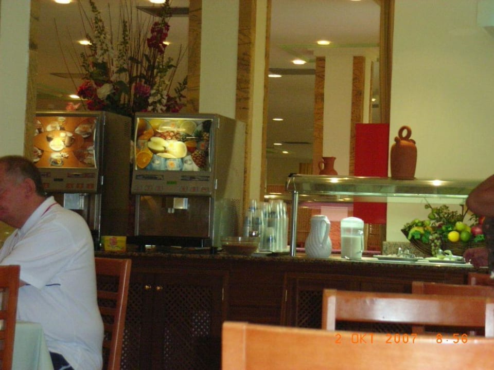 Frühstücksbuffet Moon Dreams Coral Beach