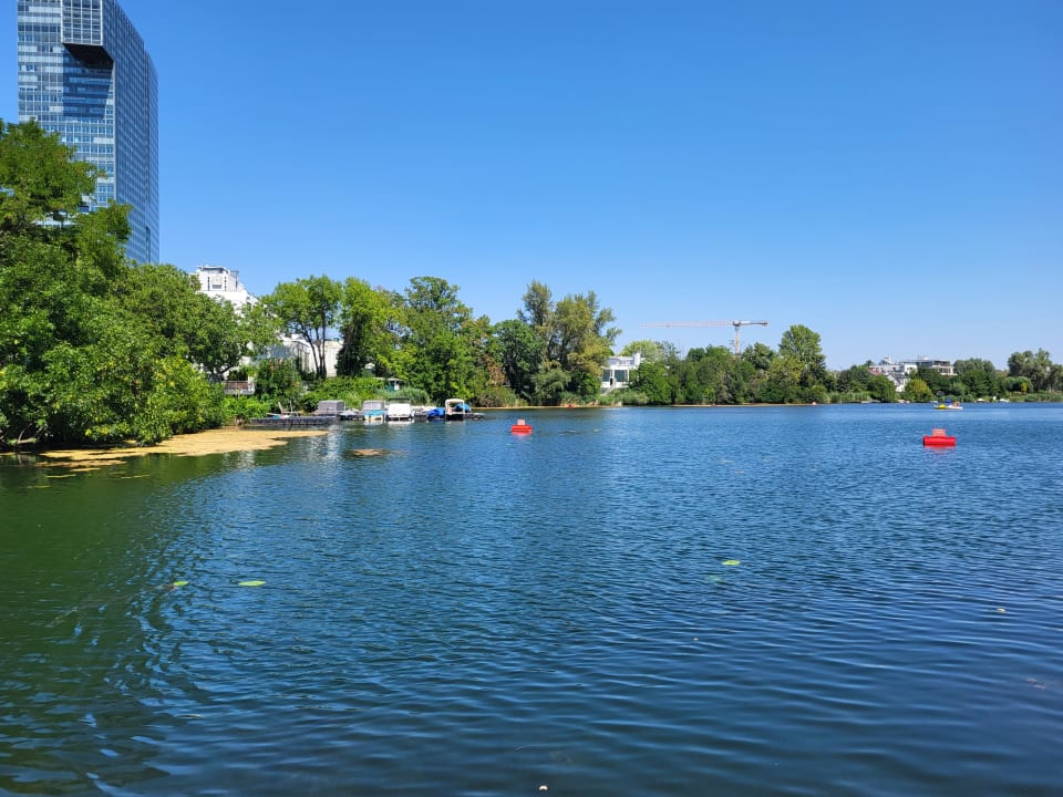Gartenanlage ARCOTEL Kaiserwasser Wien