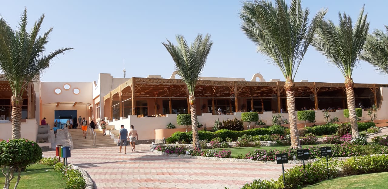 Außenansicht Three Corners Sea Beach Resort