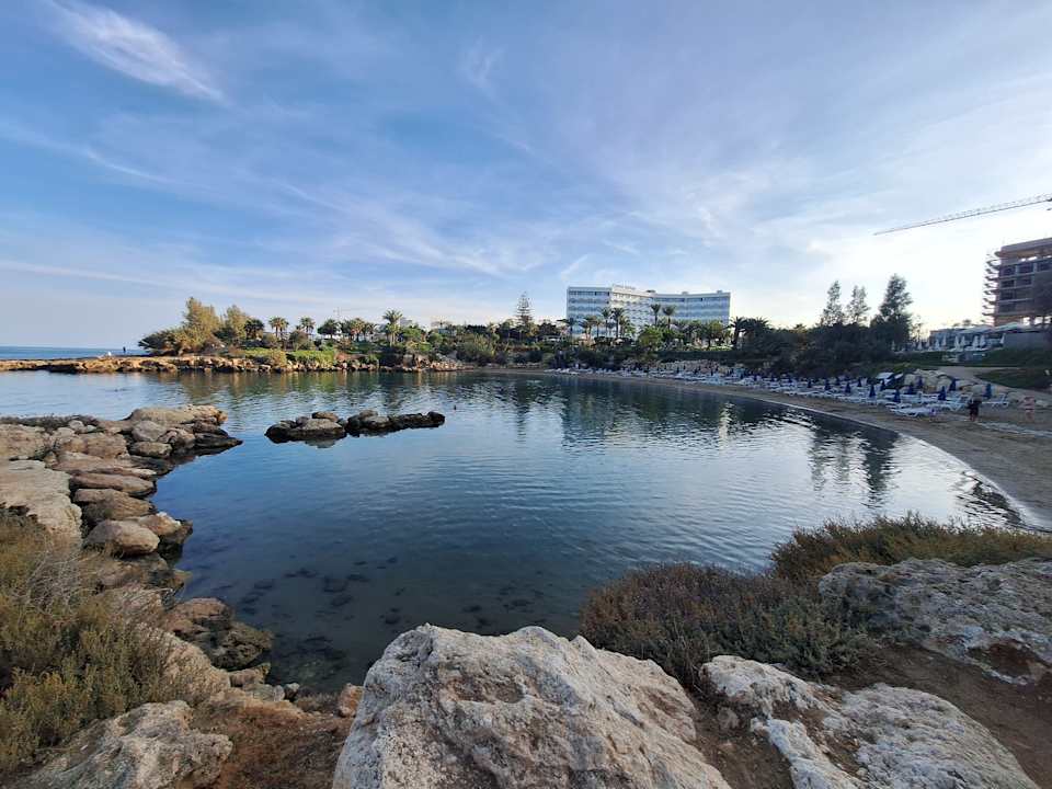 Außenansicht Crystal Springs Beach Hotel