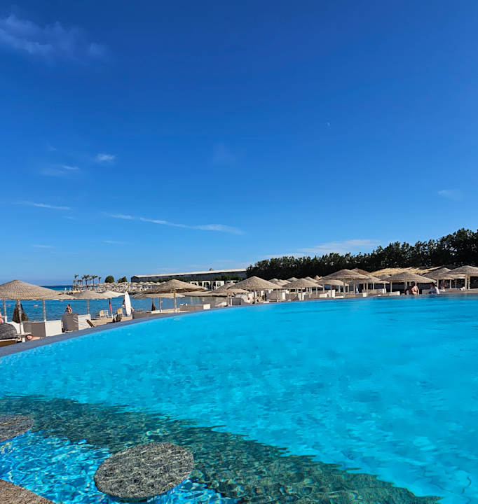 Pool JAZ Elite Casa del Mar Beach