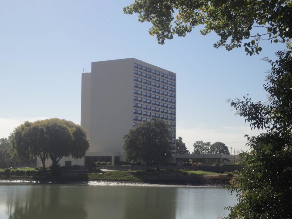 Hotel aussen Hilton San Francisco Airport Bayfront