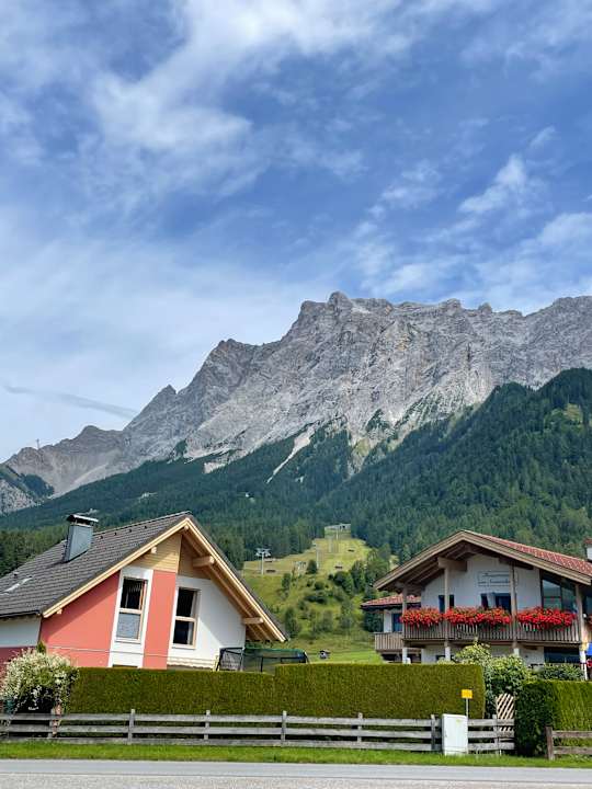 Ausblick Apart Hansler "das Liara" mit Infrarotkabine und Balkon