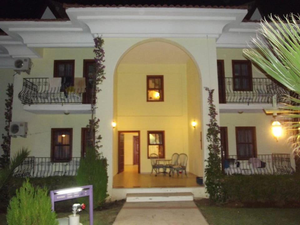Haus im Park 2 bei Nacht Club Tuana Fethiye