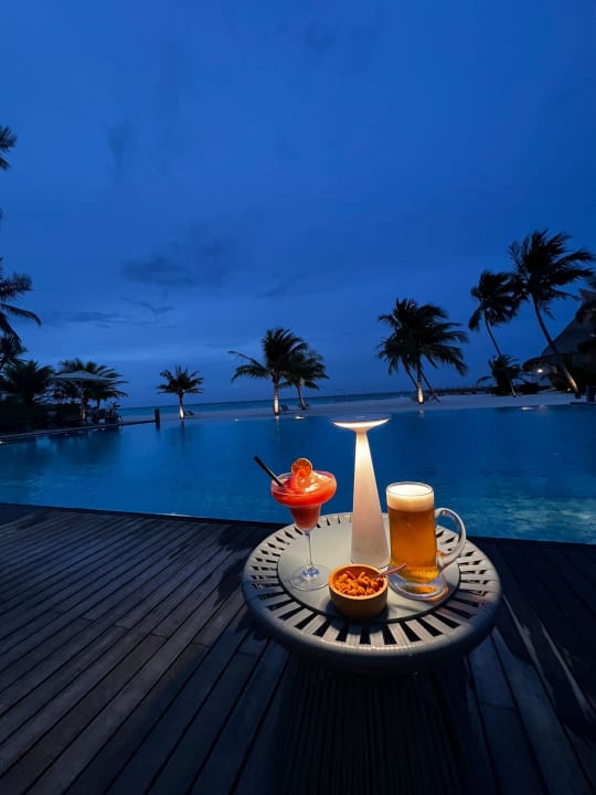 Gastro Outrigger Maldives Maafushivaru Resort