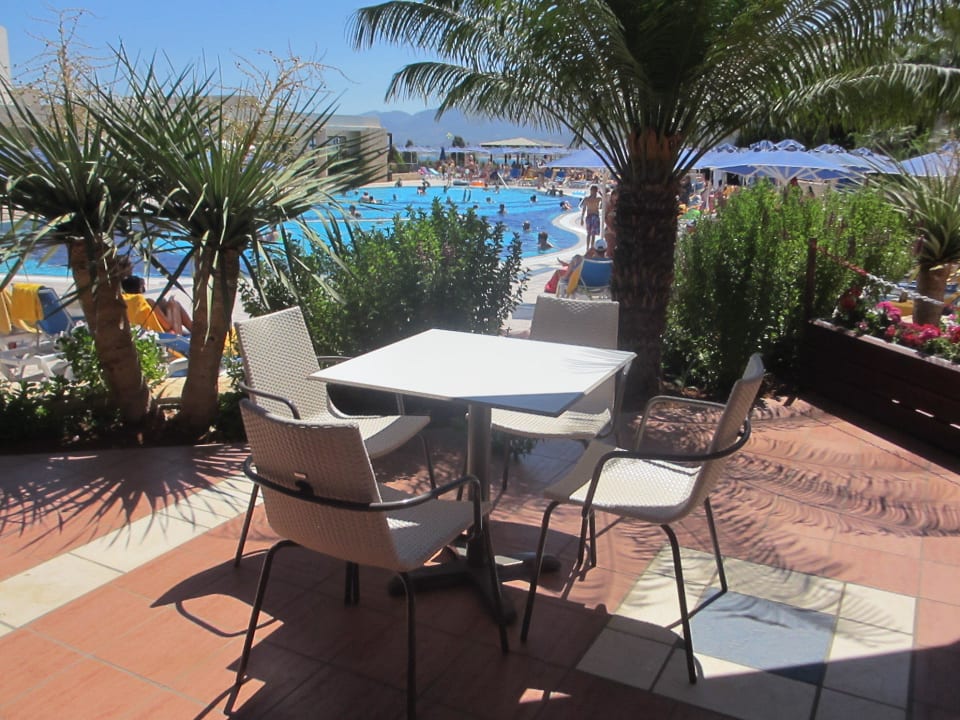 GHR 2014 Grand Hotel Holiday Resort