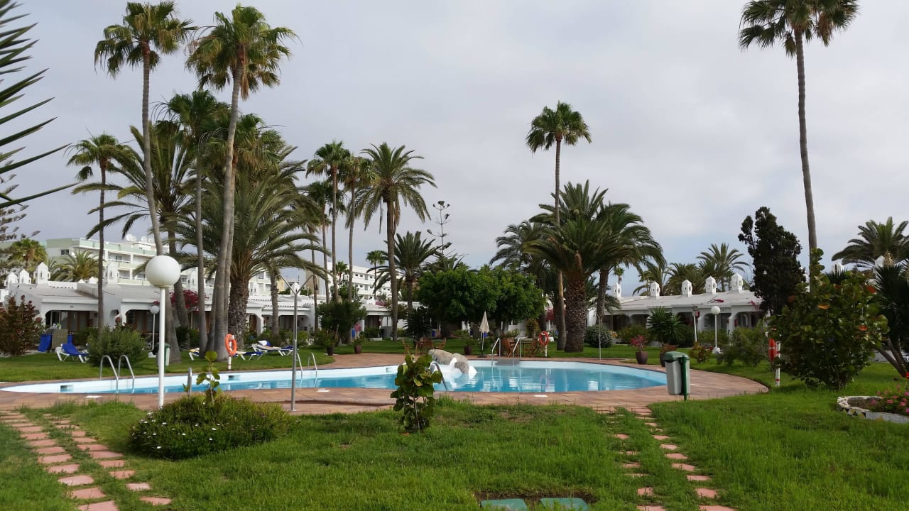 Garten und Pool Sahara Beach Club