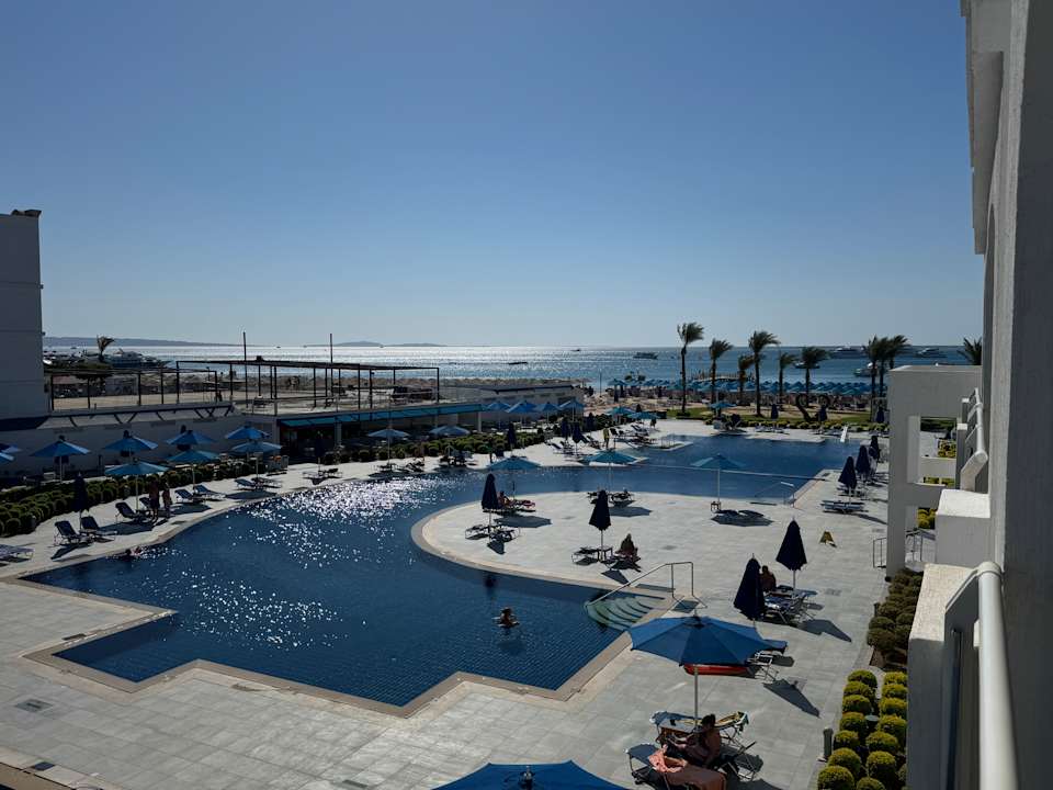 Außenansicht Pickalbatros Blu Spa Resort