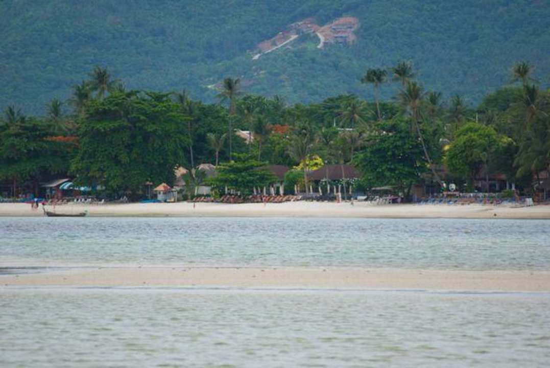 Blick auf das Iyara Iyara Beach Hotel