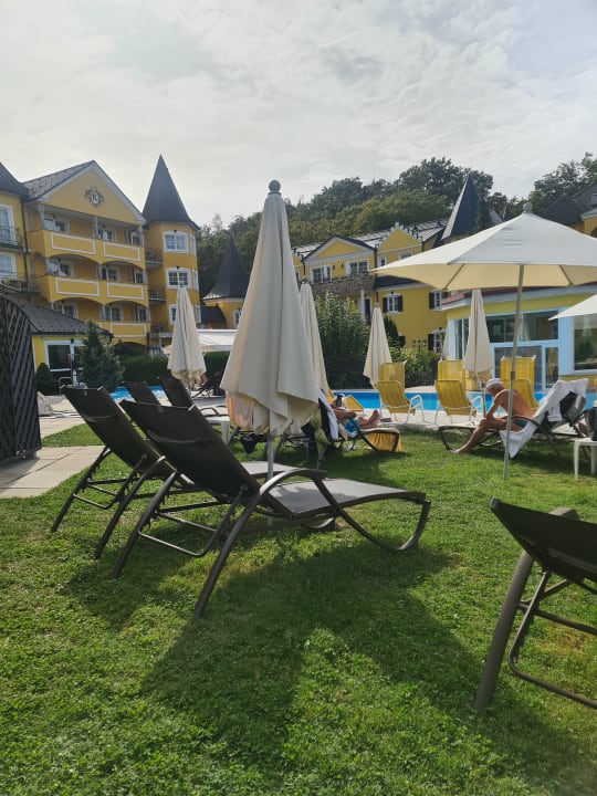 Pool Schlössl Hotel Kindl