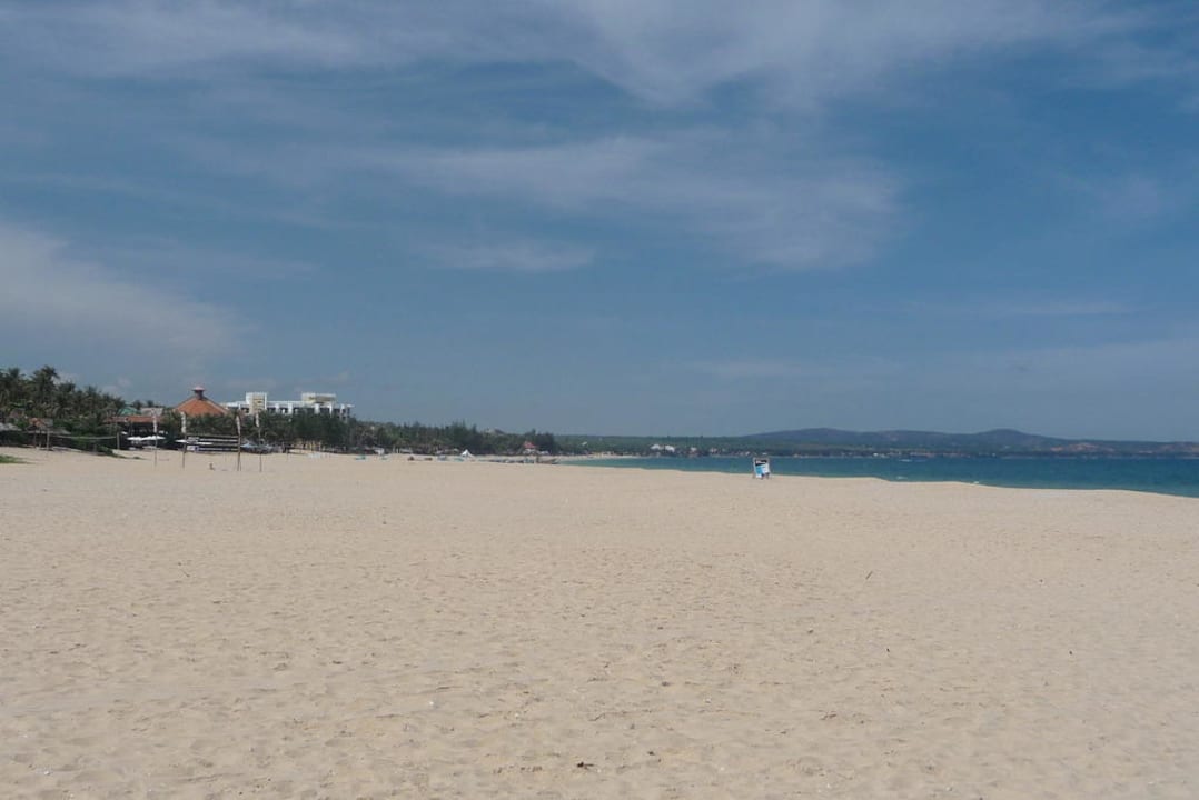 Unglaublich schön und leer: Mui Ne Strand Allezboo Beach Resort & Spa
