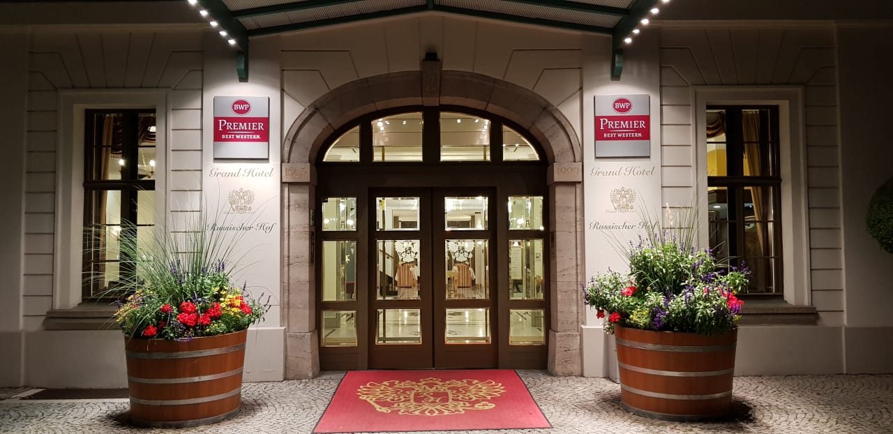 Außenansicht Best Western Premier Grand Hotel Russischer Hof
