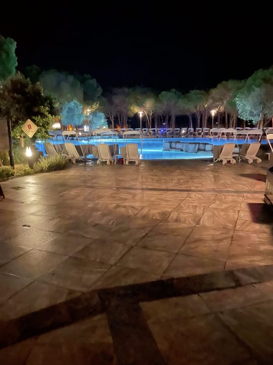 Pool Xanadu Resort Hotel