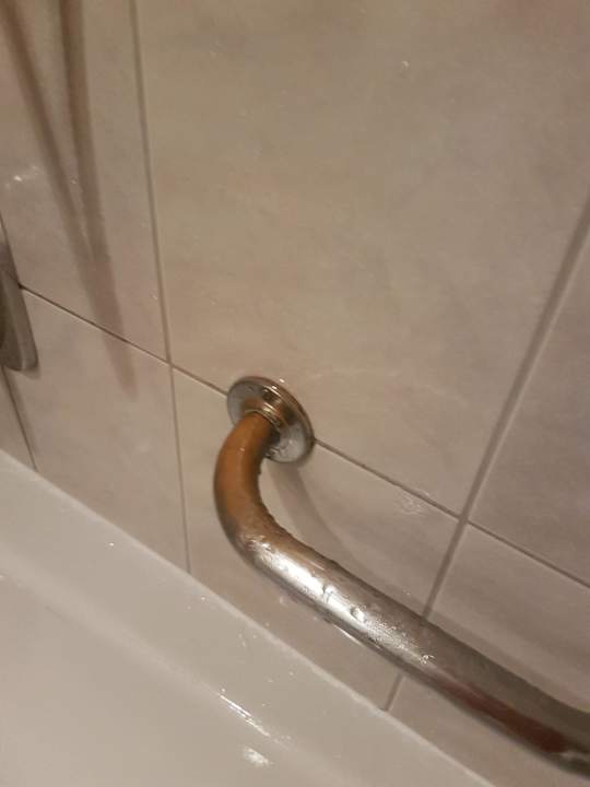 Haltegriffe an der Badewanne Hotel Löwen-Seckenheim