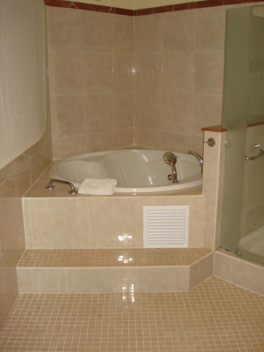 Wirlpool in Junior Suite Grand Palladium Select Bávaro Resort & Spa