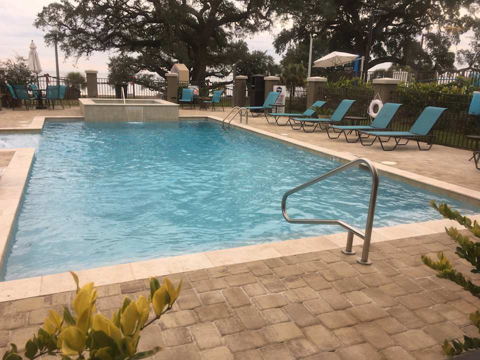 Pool Hampton Inn Biloxi Beach Boulevard