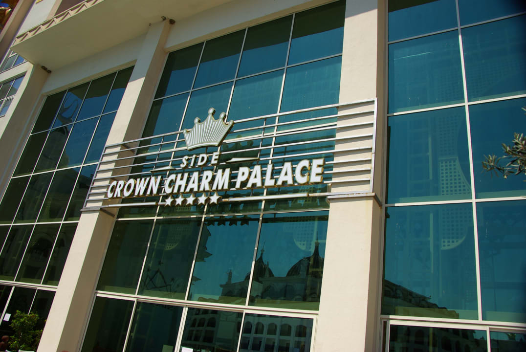 Sonstiges Well Palace Side