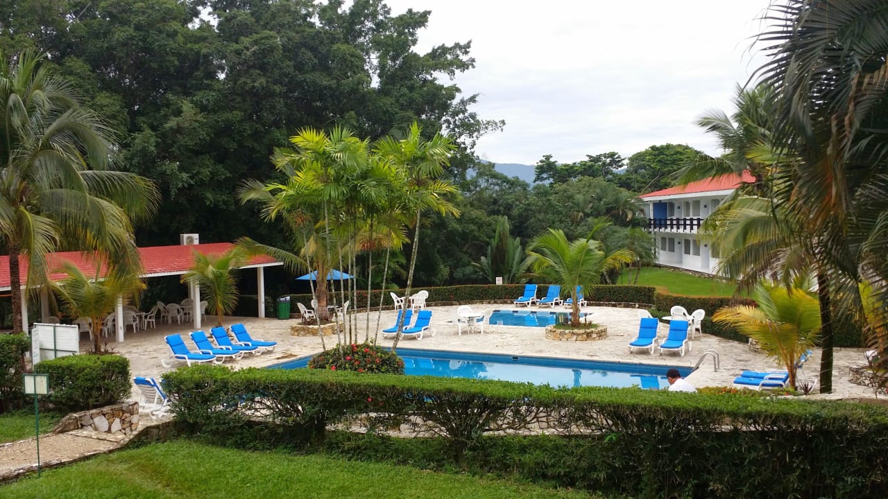 Pool Hotel Mision Palenque
