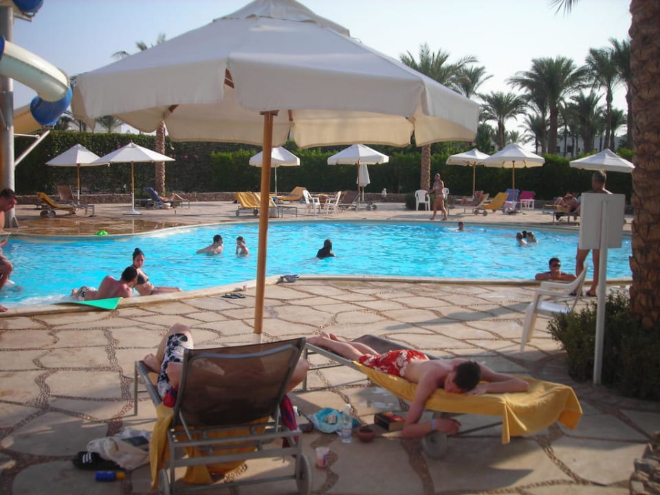 Ein Pool von vielen Sharm Resort