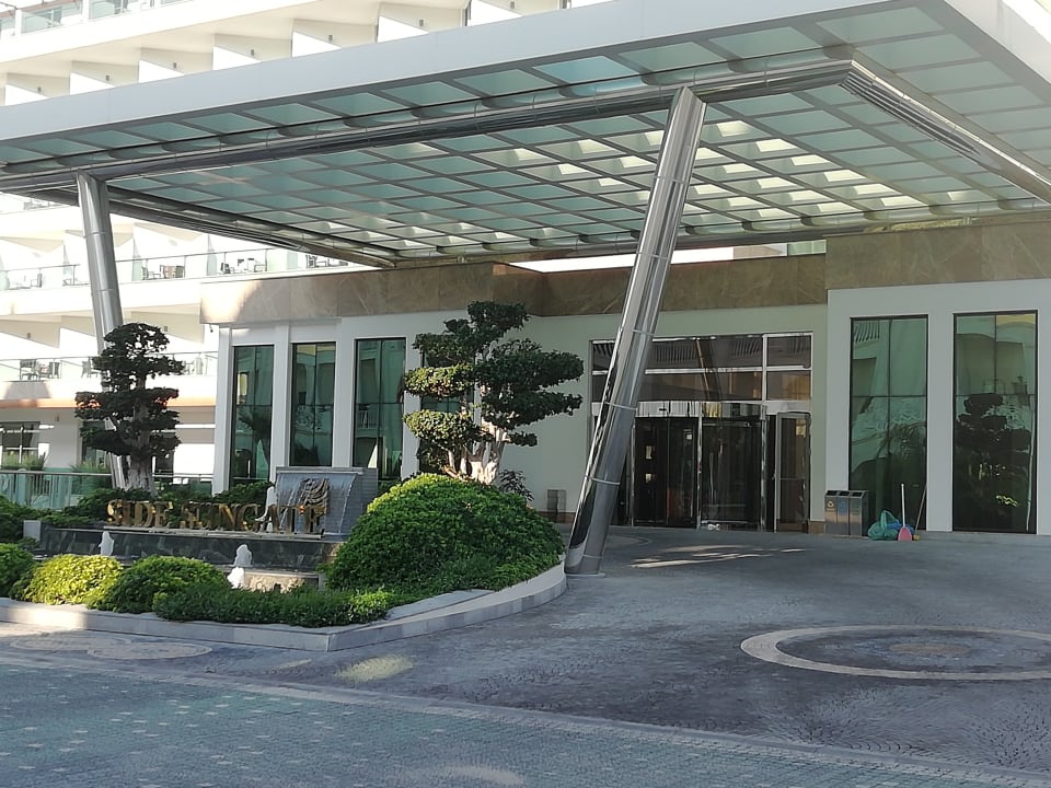 Lobby Side Sunport Hotel & Spa