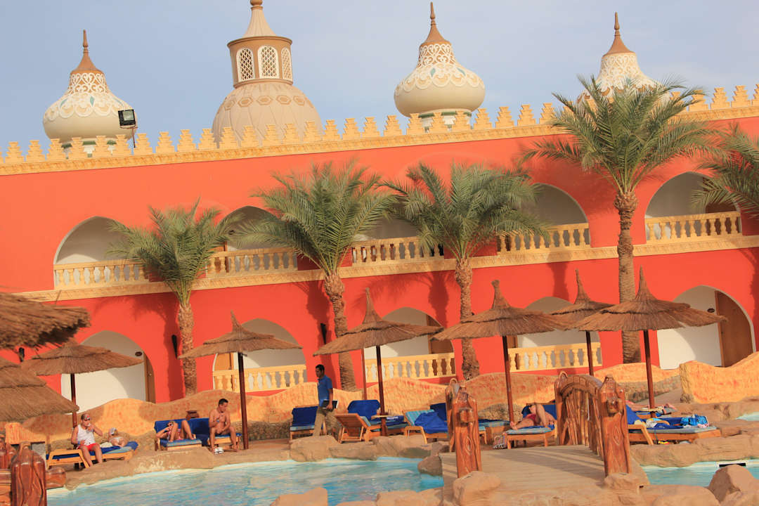 Активный бассейн Pickalbatros Alf Leila Wa Leila Resort - Neverland Hurghada