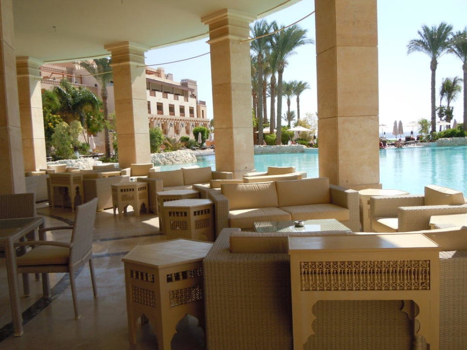 Sitzgelegenheiten am Spapool Makadi Spa - Adults only