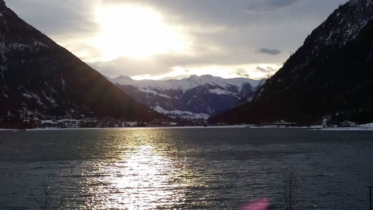 Blick vom Balkon auf den Achensee Entners am See