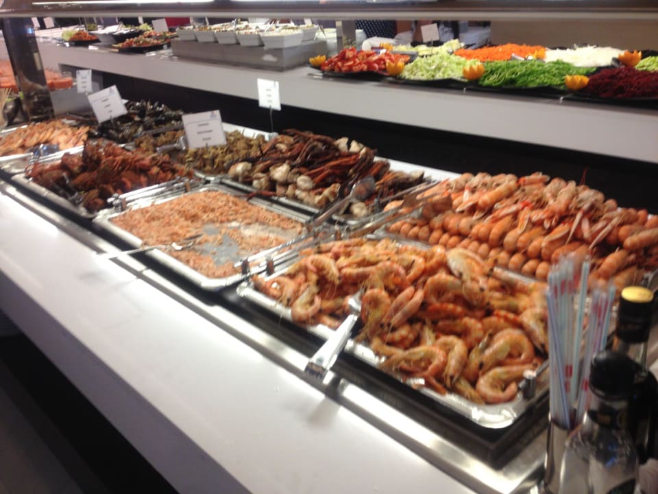 Meeresfrüchte am Büffet Hipotels Gran Conil Hotel