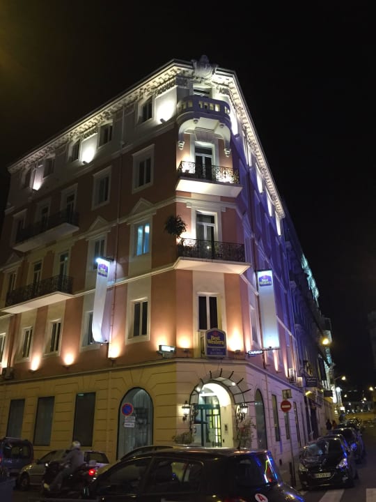 Best Western bei Nacht Best Western Plus Nice Cosy Hôtel