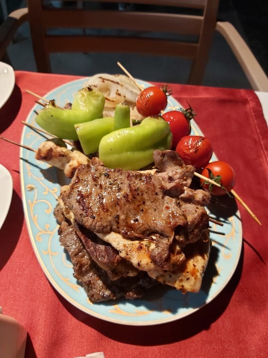 Gastro Sunis Evren Beach Resort Hotel & Spa