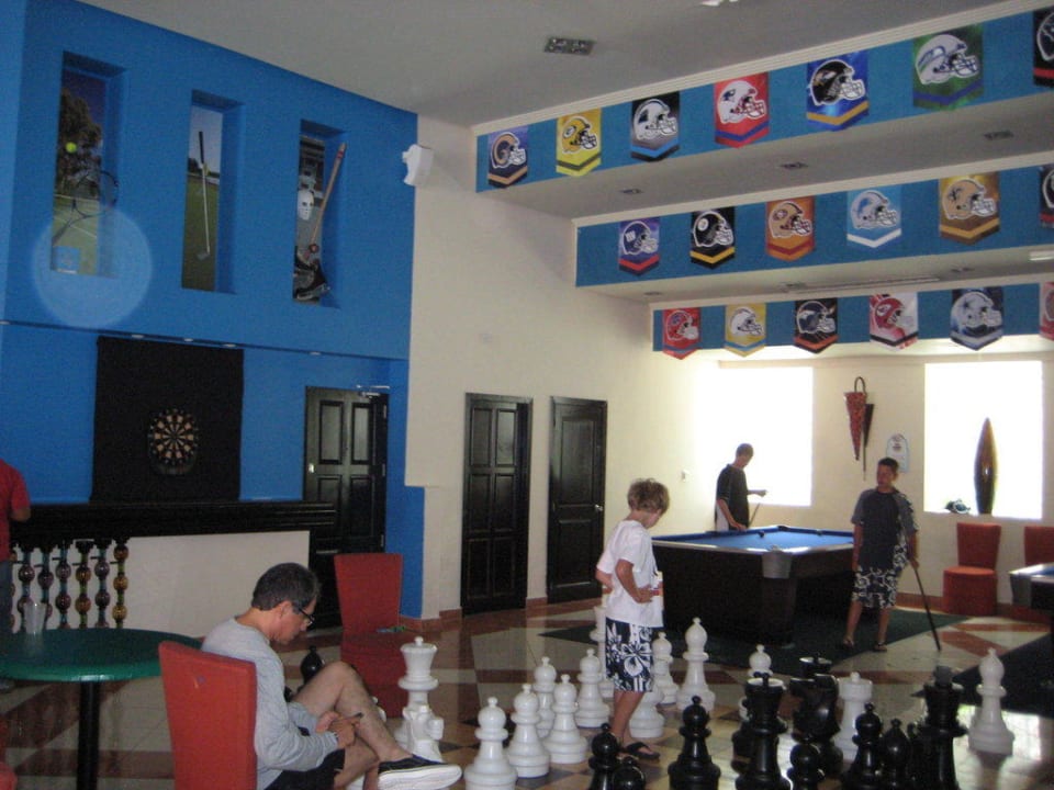 Games-Room Sandos Playacar Beach Resort