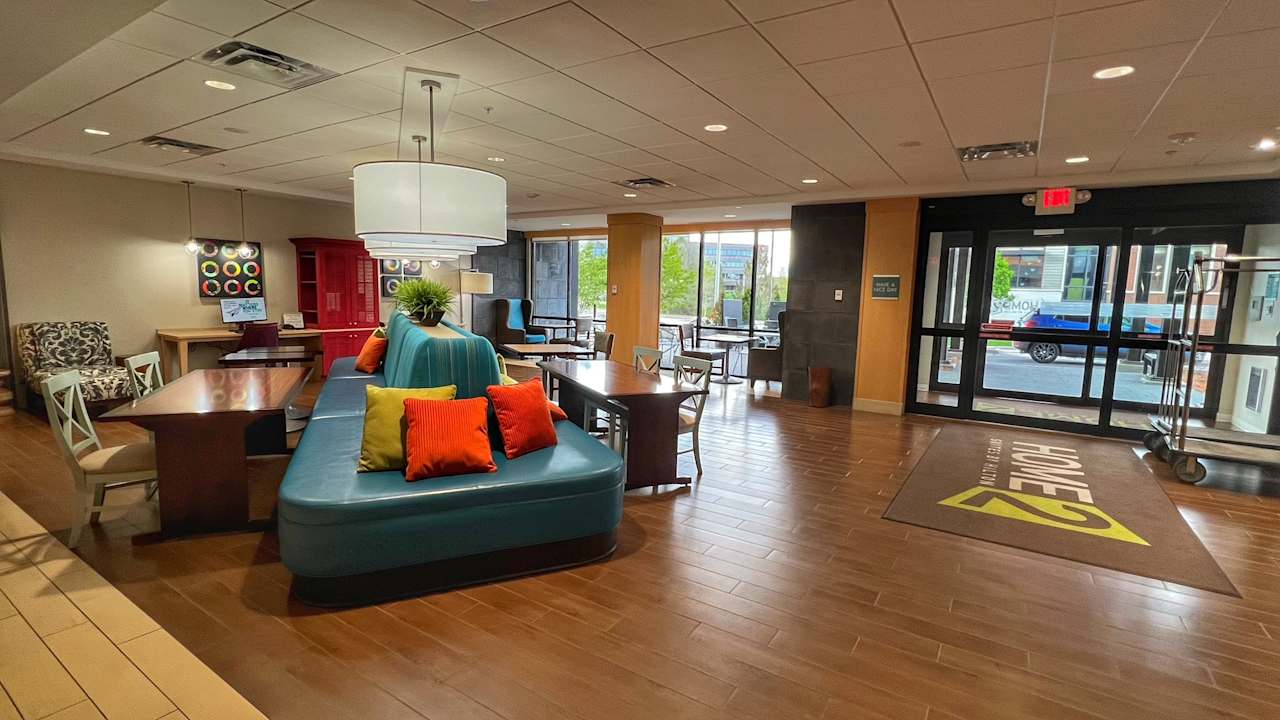 Lobby Home2 Suites By Hilton Minneapolis-Eden Prairie