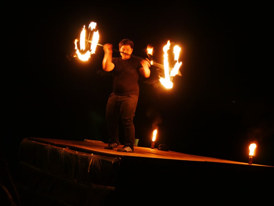 Spektakuläre Abendshow Santiburi Koh Samui