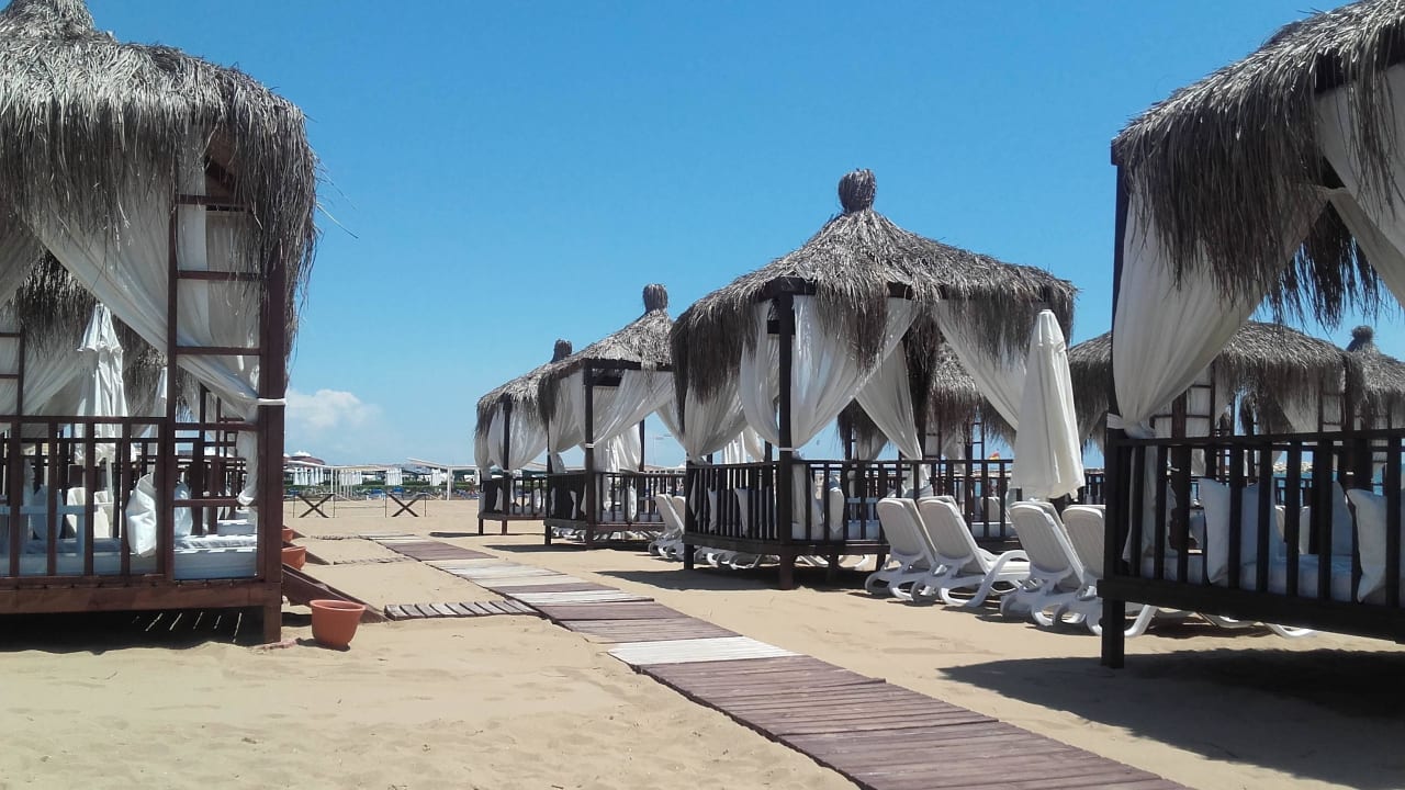 Pawilony na plazy Kamelya Fulya Hotel