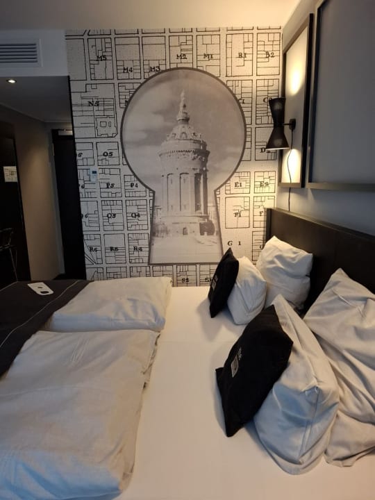 Zimmer Holiday Inn - the niu, Square Mannheim