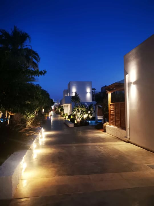 Gartenanlage Paralos Lifestyle Beach