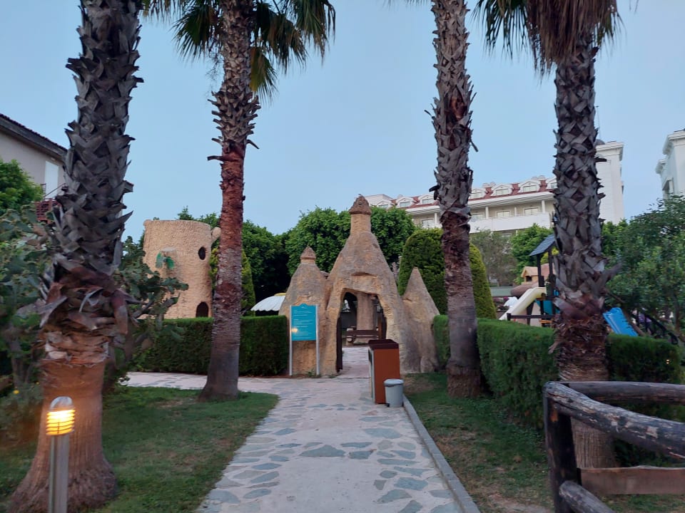 Gartenanlage Alba Resort Hotel