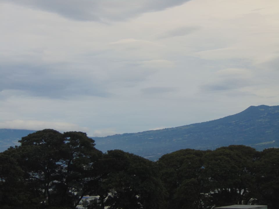 Ausblick Hotel Crowne Plaza San Jose Corobici