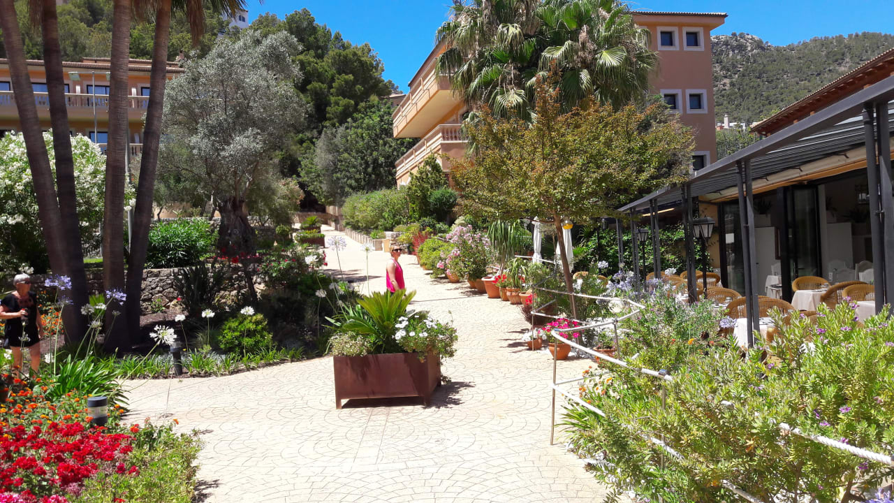 Weg zum Zimmer Mon Port Hotel & Spa