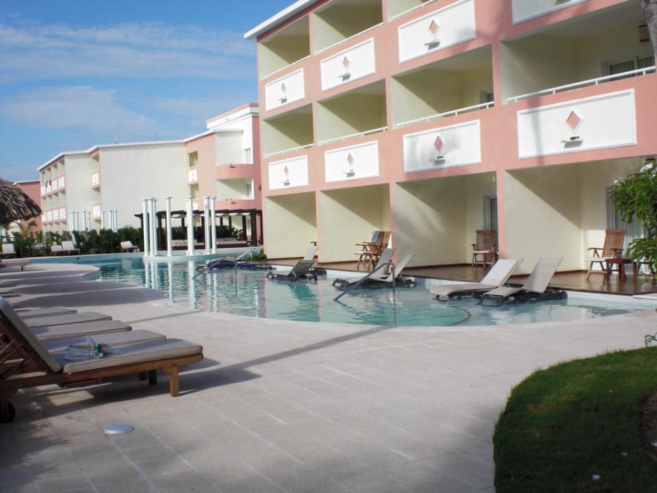 Die Swim-up Suiten von außen TRS Turquesa Hotel - Adults only