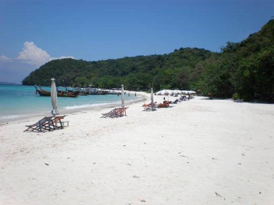 Der wunderschöne Beach Hotel Coral Island Resort