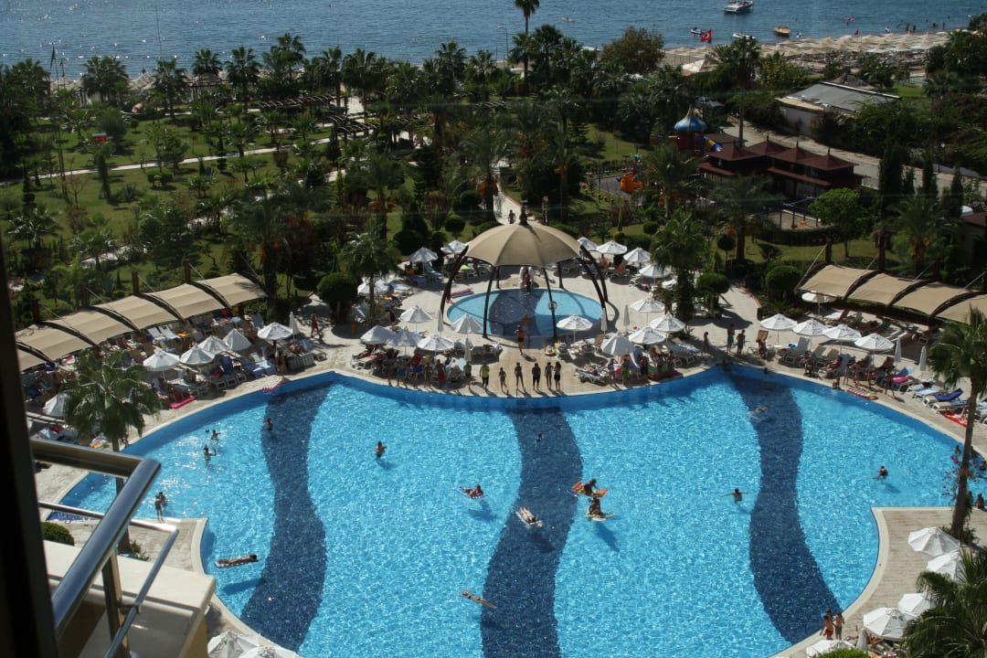 Aus dem obersten Stockwerk Saphir Resort & Spa