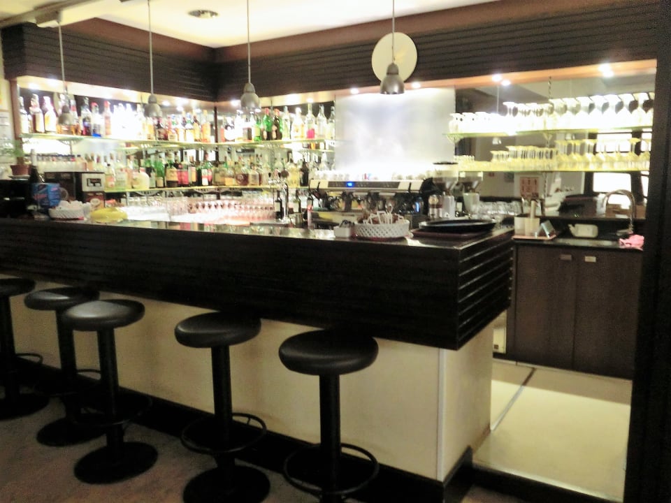 Die kleine Bar Hotel Columbus